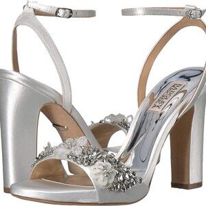 Badgley Mischka Women Alexa Ankle Strap SandalHeel Sz 9 White Satin